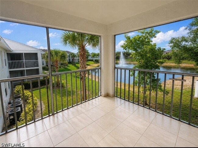 Building Photo - 161 Santa Clara Dr