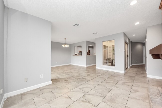 Building Photo - 6306 S Rice Ave