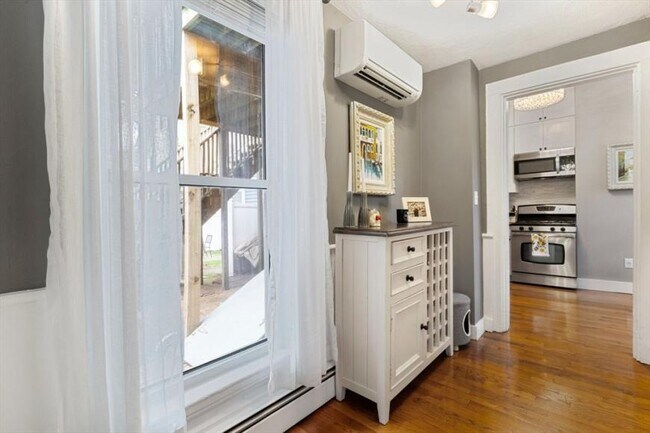 Building Photo - 2 bedroom in Winchester MA 01890