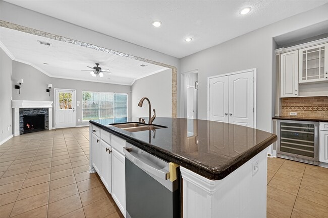 Building Photo - 26847 Trinity Trail