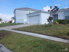 Building Photo - Dundee Station/Haines City_3 Bedroom 2 Bat...