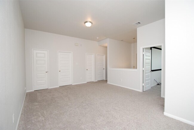 Building Photo - 8834 Arch Rock Dr