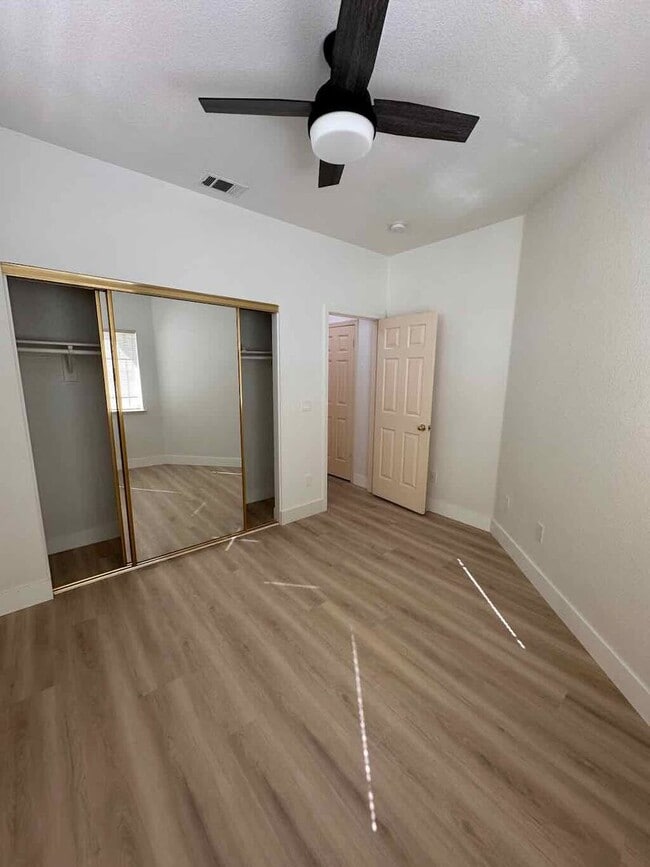 Building Photo - Remodeled 3 Bedroom Elk Grove House