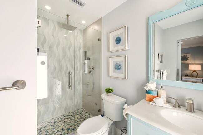 Building Photo - Naples Park PET FRIENDLY POOL HOME - 3BDRM. 2 BATHS