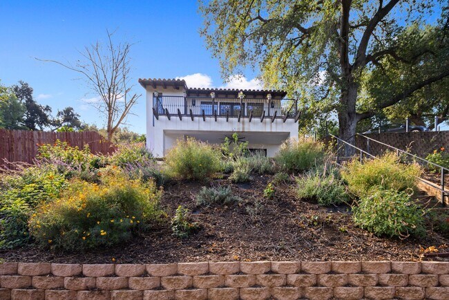 Building Photo - Stunning Mountain Views in Chino Hills for 2-bedroom