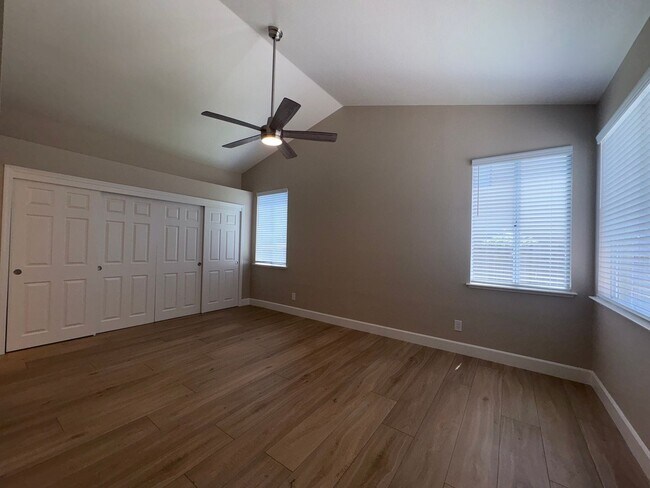 Building Photo - 798 Shannon Dr
