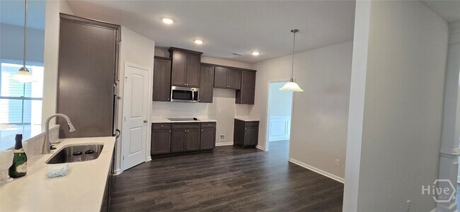 Building Photo - 123 Chilburn Cir