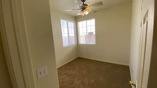 Building Photo - Rio Vista Single Story Home Available for Rent