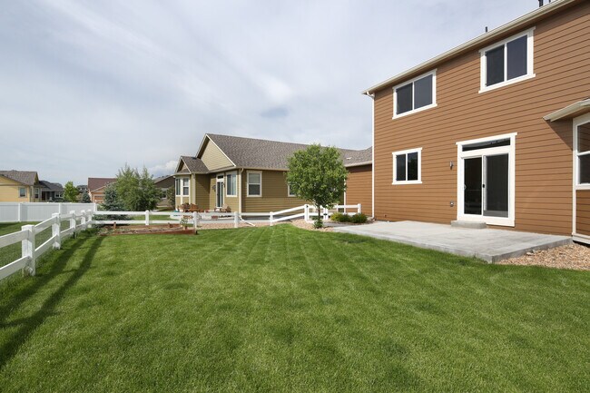 Back - 4187 Lost Canyon Drive