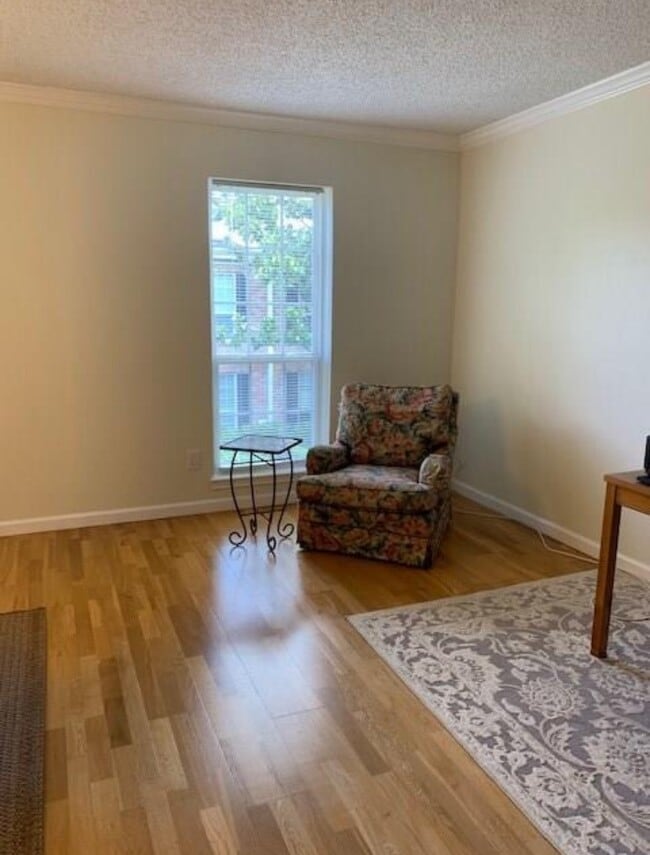 Building Photo - 6410 Del Monte Dr