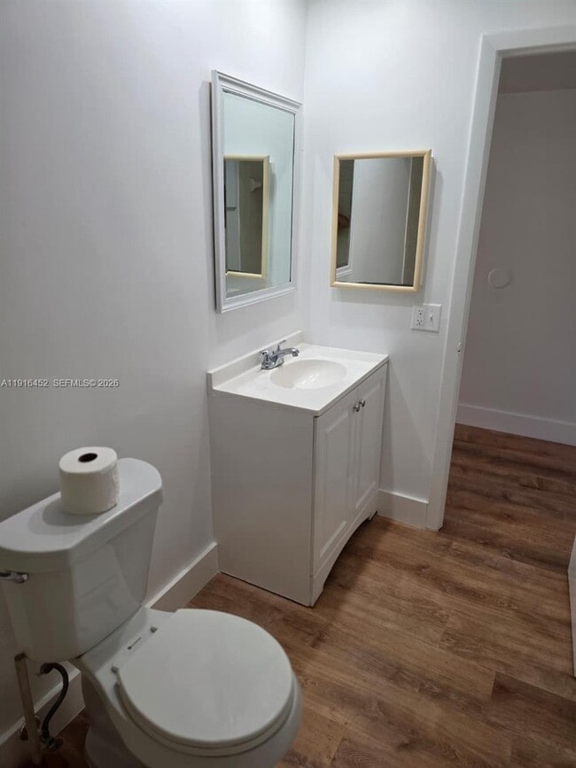 Building Photo - 7440 Harding Ave