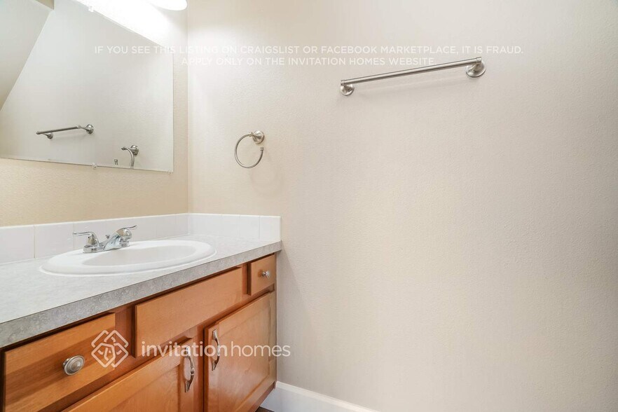 Building Photo - 18010 109th St Ct E