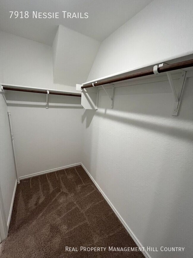 Building Photo - 7918 Nessie Trl