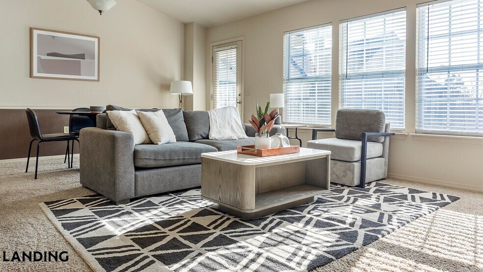 Building Photo - 2700 N 7th St