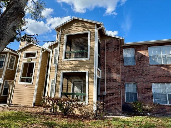 Building Photo - 5533 Chrishire Way