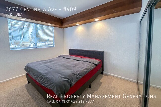 Building Photo - 2677 S Centinela Ave