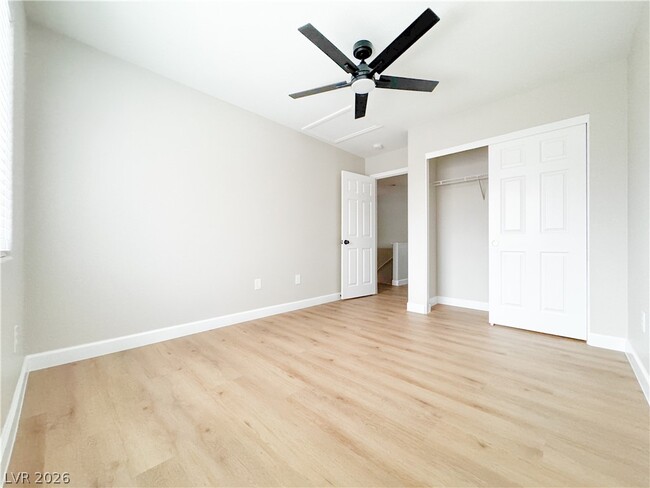 Building Photo - 9137 Adamshurst Ave