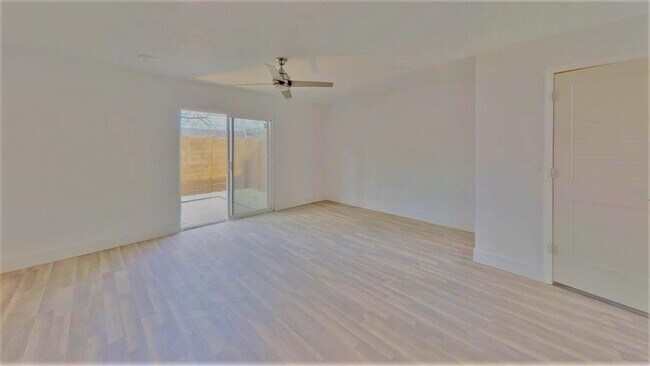 Building Photo - 1913 Hearthstone Dr