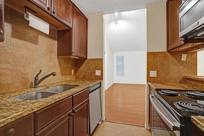 Building Photo - 2301 N Congress Ave