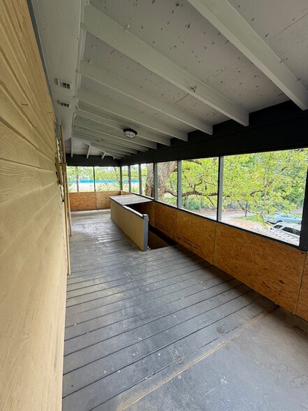 Building Photo - 630 Joyner St