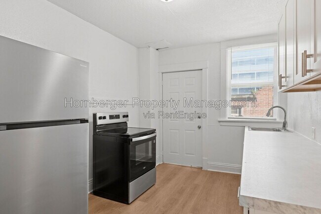 Building Photo - 1509 N Wall St