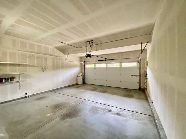 Building Photo - Solar Powered Gorgeous Carmel Valley Home!