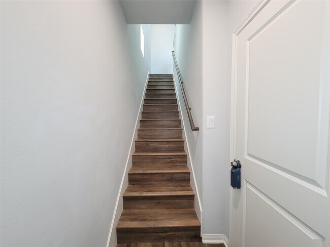 Building Photo - 4908 Paradigm Ln