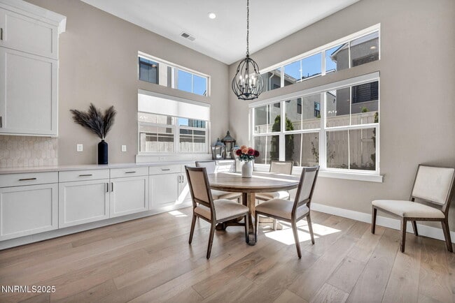 Building Photo - 5441 Side Saddle Trail
