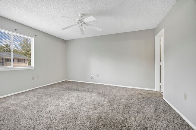 Building Photo - cpj2