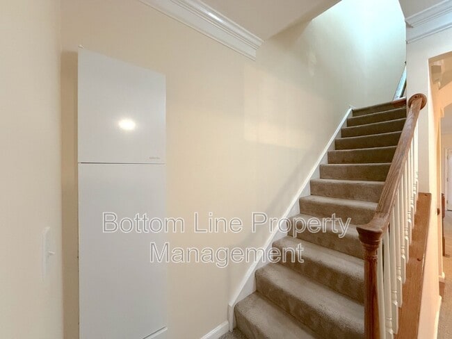 Building Photo - 13031 Bullock Greenway Blvd