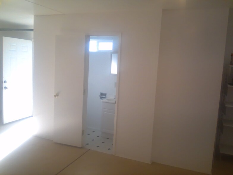 Bathroom - 327 Adeline St