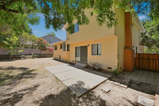 Building Photo - 25 Miwok Ct