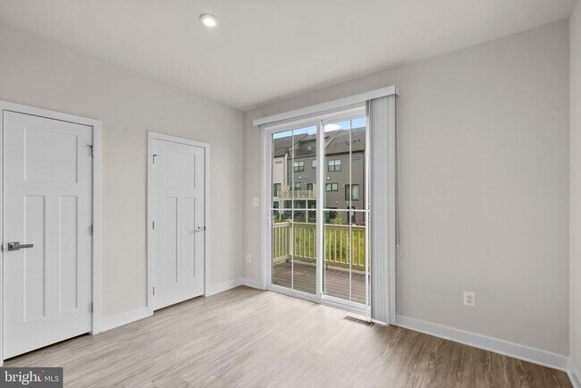 Building Photo - 7735 Steatite Ln