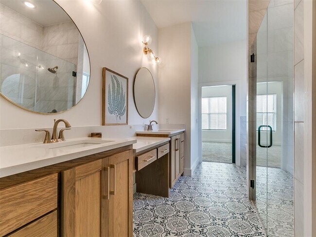 Building Photo - 2117 Aminas Wy