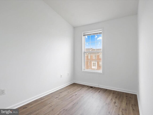 Building Photo - 43190 Whelplehill Terrace