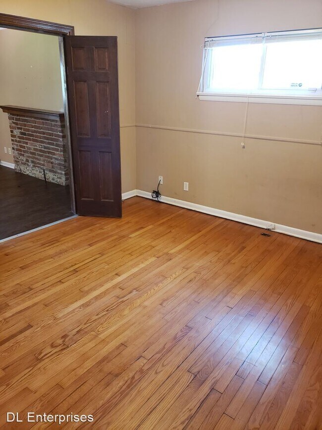 Building Photo - 3 br, 1 bath House - 1723 Hamill Road
