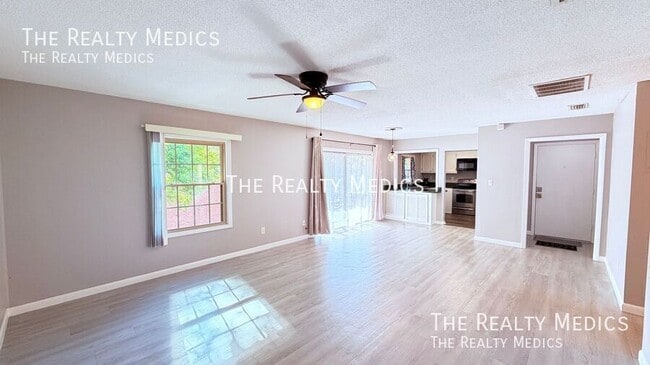 Building Photo - 117 Georgetown Dr