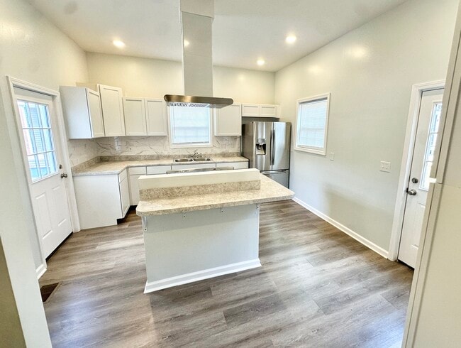 Building Photo - 3206 Rudd Ave