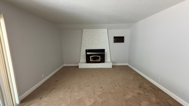 Building Photo - 5308 Lightwood Dr