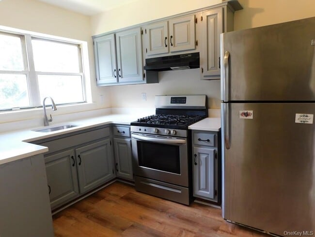 Building Photo - 12 Sequestered Rd
