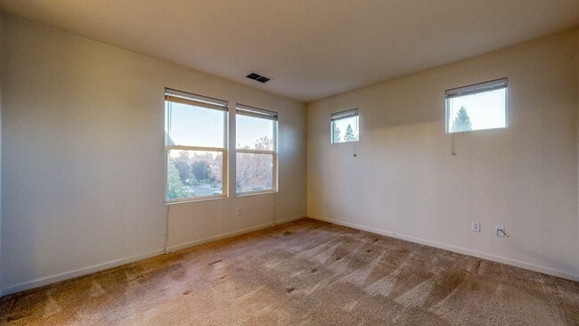 Building Photo - PURE Property Management - Adorable two-st...