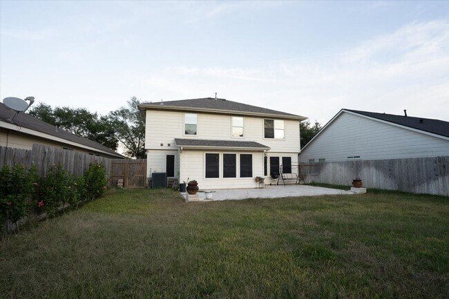 Building Photo - 15907 Kings Cypress Ln