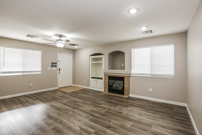 Building Photo - 9060 Starling Wing Pl