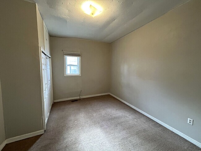 Building Photo - Experience the Energy of Old Town Fort Collins—Cozy 2BR Home