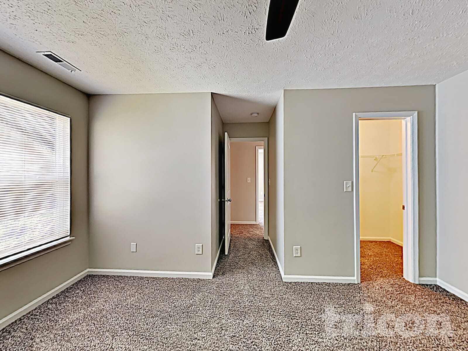 Building Photo - 5835 Mosaic Pl