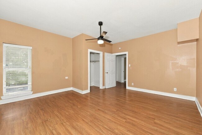 Building Photo - 623 W Owings St