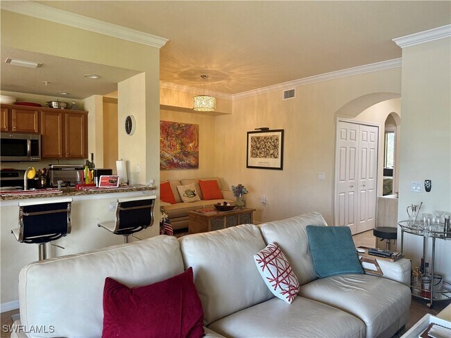 Building Photo - 9723 Acqua Ct