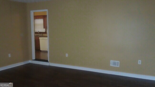 Building Photo - 6451 Edenfield Dr