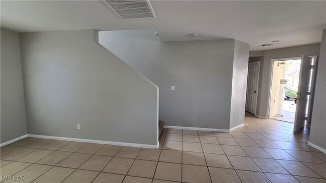 Building Photo - 1742 Victor Hugo Ln