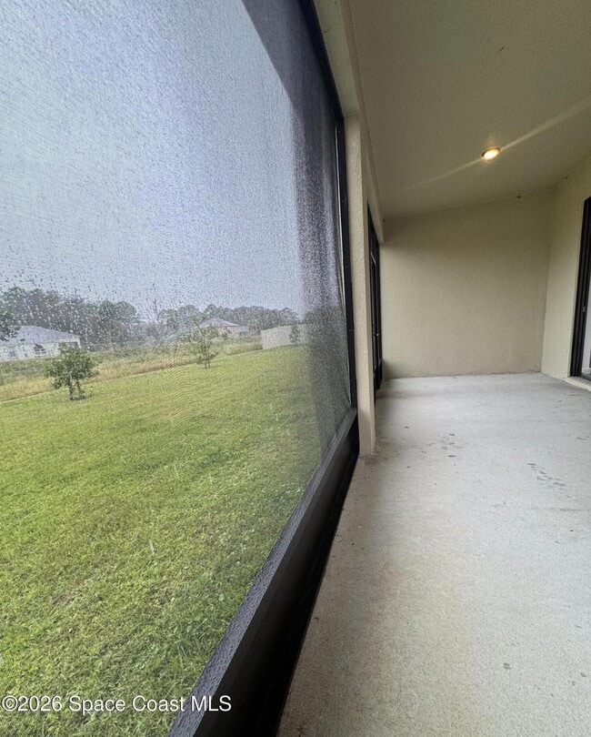 Building Photo - 463 Old Country Rd S E